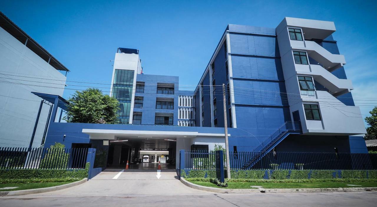 Tassana Place Chonburi Exteriör bild
