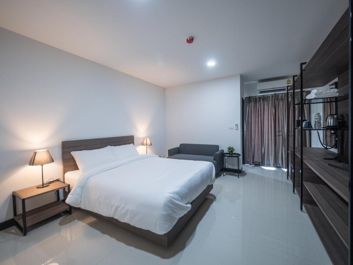 Tassana Place Chonburi Exteriör bild